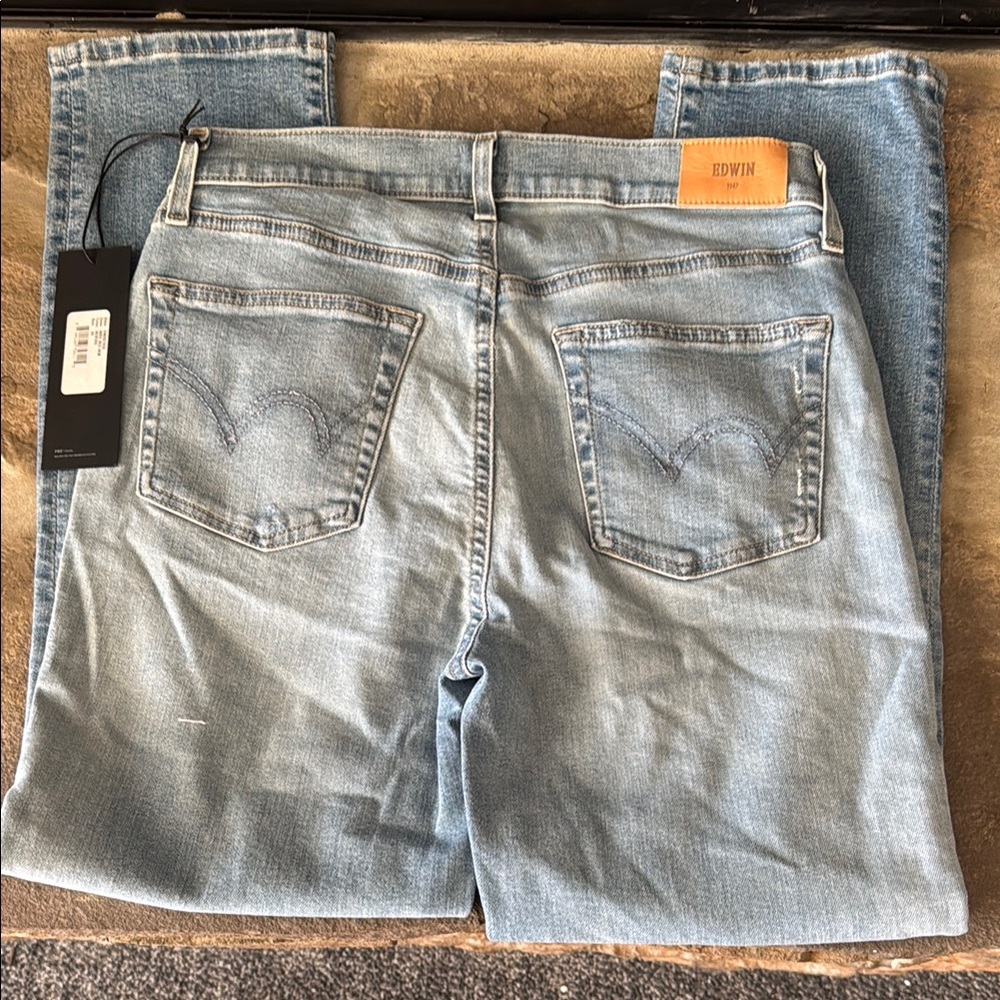 Anthropologie EDWIN Bree ankle jeans in Reverie light wash mid rise cropped - Picture 2 of 9